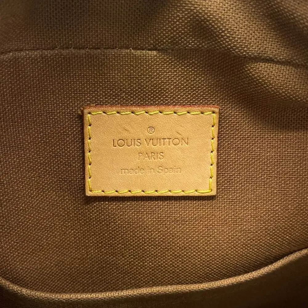Louis Vuitton Sac Bosphore Monogram Handbag M40043